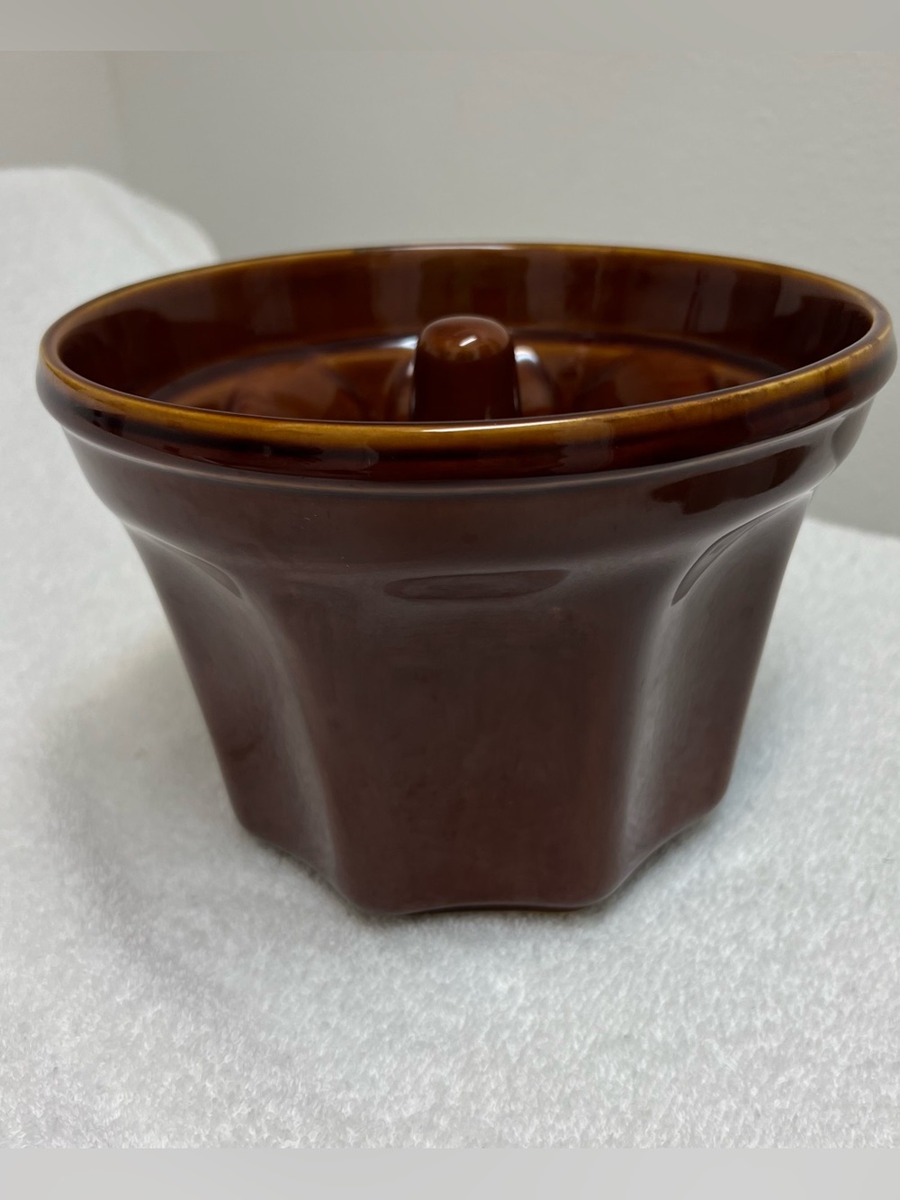 Williams Sonoma Retired Monkey Bread Mold Classic Vintage 8 Inch Bowl